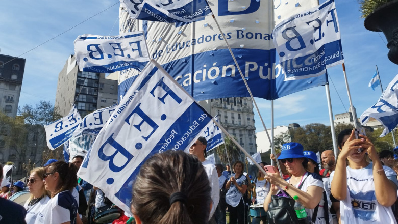 LA FEB SE MOVILIZÓ EN DEFENSA DE LA EDUCACIÓN PÚBLICA, LA SALUD Y LOS JUBILADOS