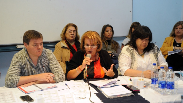 EL CONGRESO DE LA FEB DETERMINÓ UN PLAN DE LUCHA QUE INCLUYE PAROS PROVINCIALES