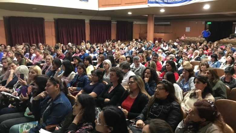 OTRA MASIVA PARTICIPACIÓN DE LOS DOCENTES EN LAS JORNADAS DE FEB PARA CONCURSAR POR INSTANCIAS JERÁRQUICAS