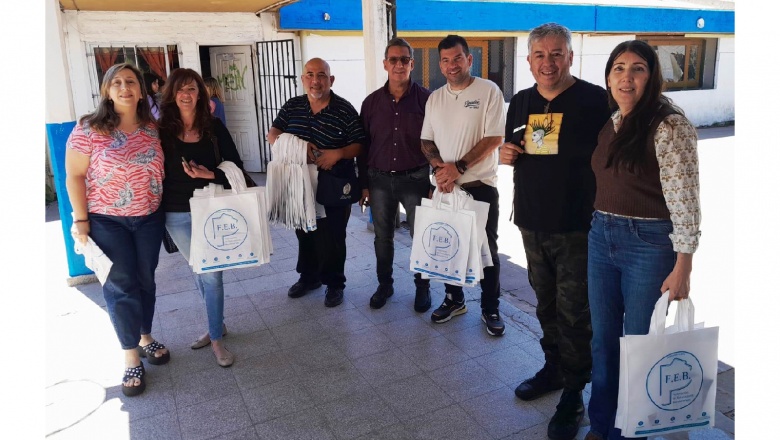 LA CAMPAÑA DE DIFUSIÓN, JUNTO A LOS DOCENTES DE ALMIRANTE BROWN