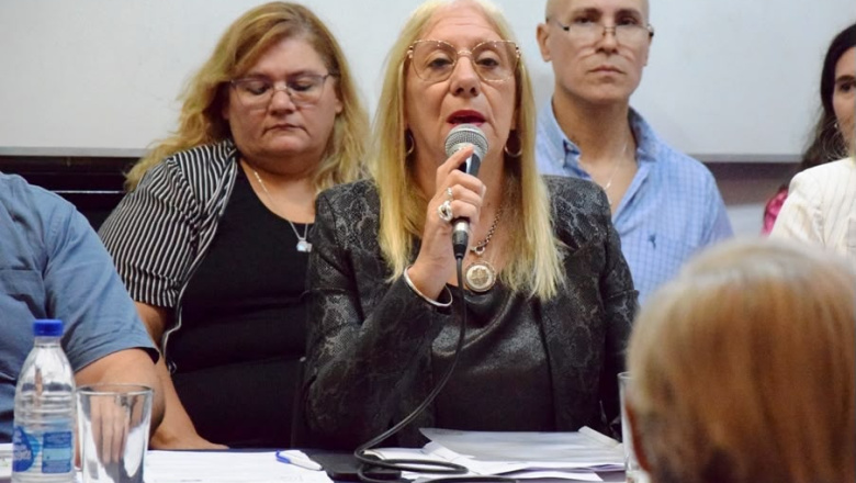 LILIANA OLIVERA: “LA SITUACIÓN SALARIAL ES AGOBIANTE, NECESITAMOS UNA URGENTE RECOMPOSICIÓN SALARIAL”