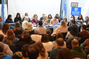 EL CONGRESO DE LA FEB APROBÓ POR ESTRECHO MARGEN LA PROPUESTA DEL GOBIERNO PROVINCIAL