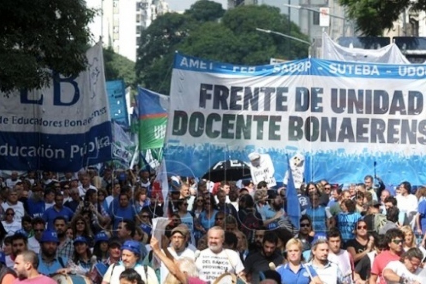 EL FUDB LLEVÓ LAS DEMANDAS DE LOS TRABAJADORES DE LA EDUCACIÓN A LA ...